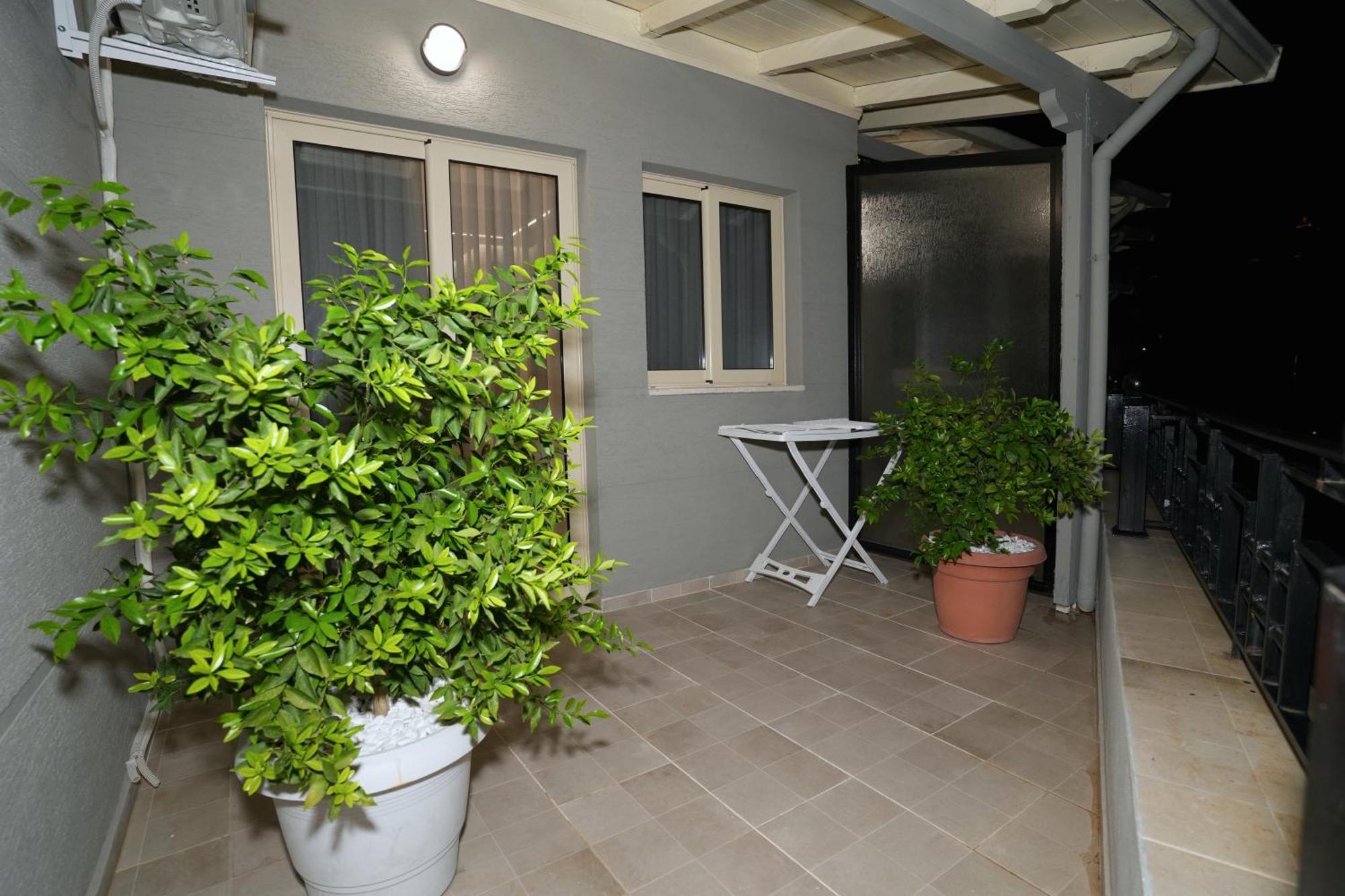 Rs Skendo Apartments Gjirokastër Exterior foto