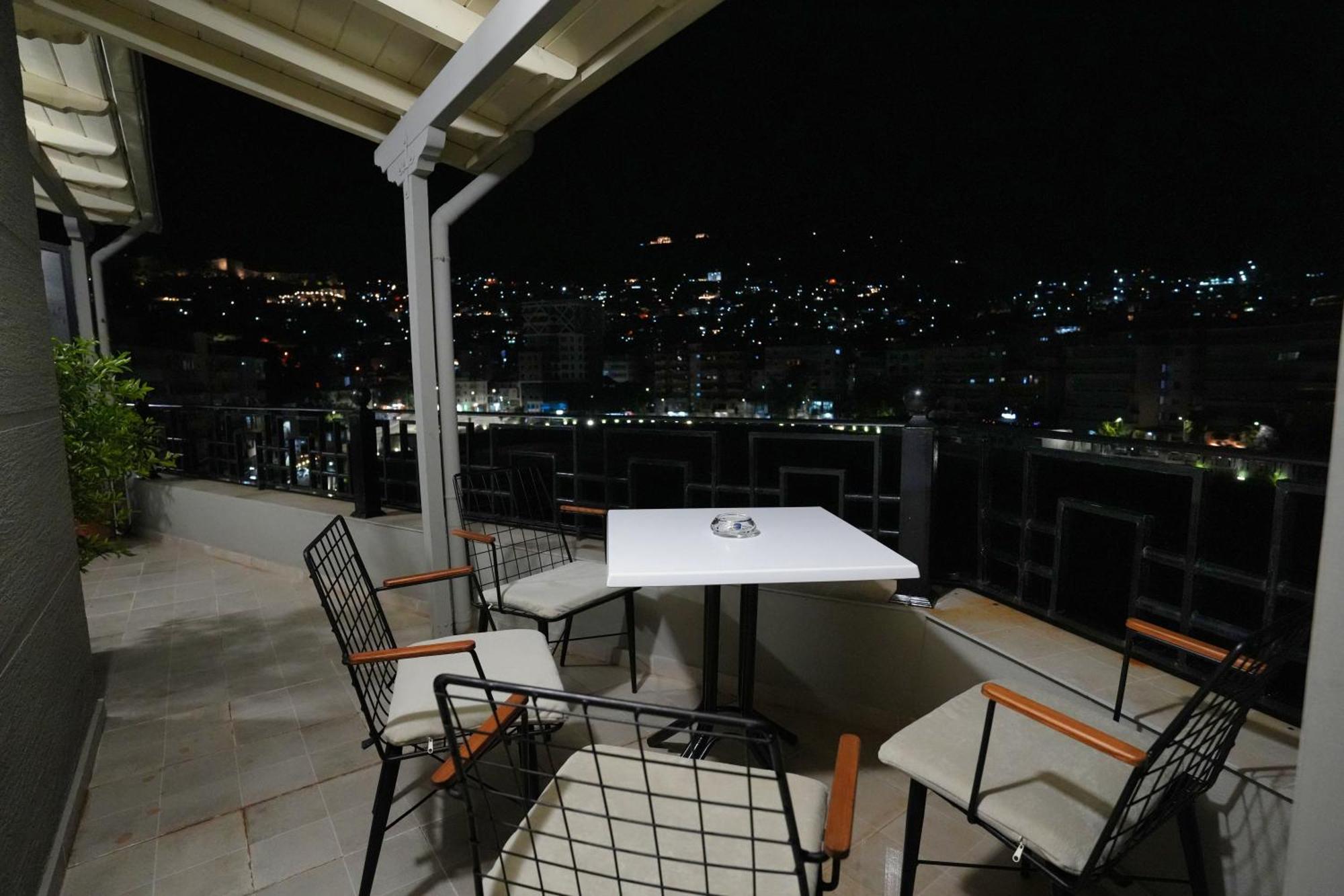 Rs Skendo Apartments Gjirokastër Exterior foto